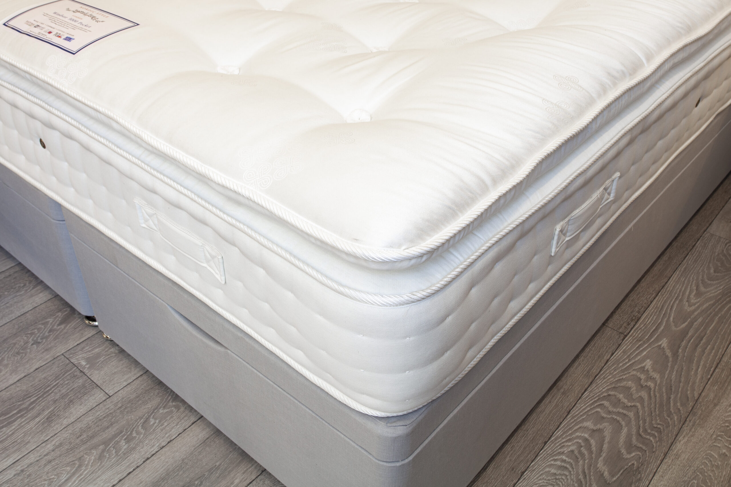 Double Windsor 3500 Pocket Sprung Mattress