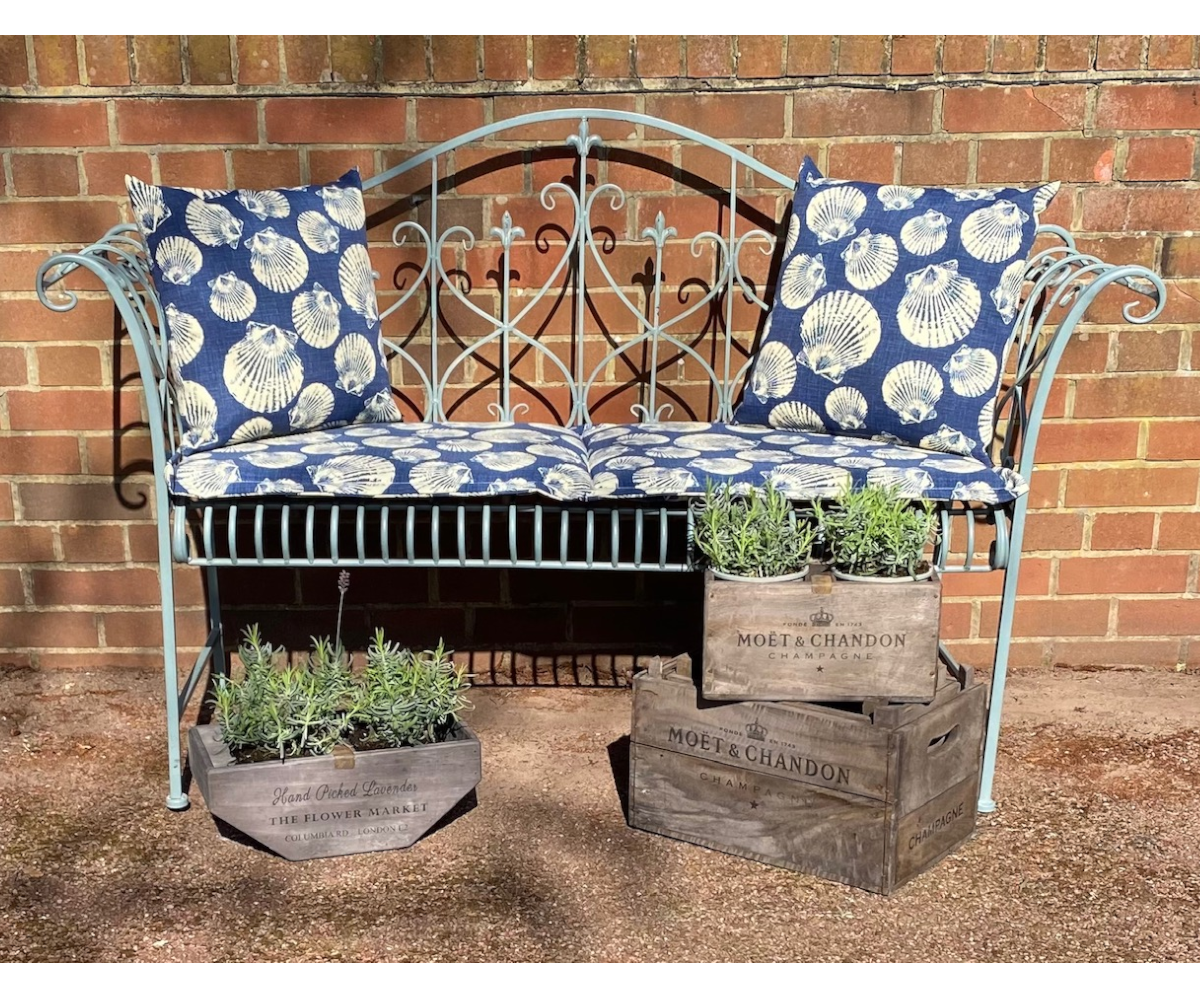 Antique Effect Ornate Bench with Hamptons Scatter Cushions & Bench Seat Pad