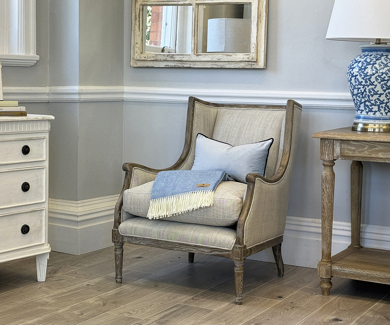 Windsor Oak Armchair in Linen