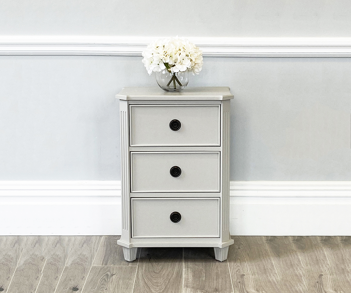 Anna Bedside Chest in Chalk Grey