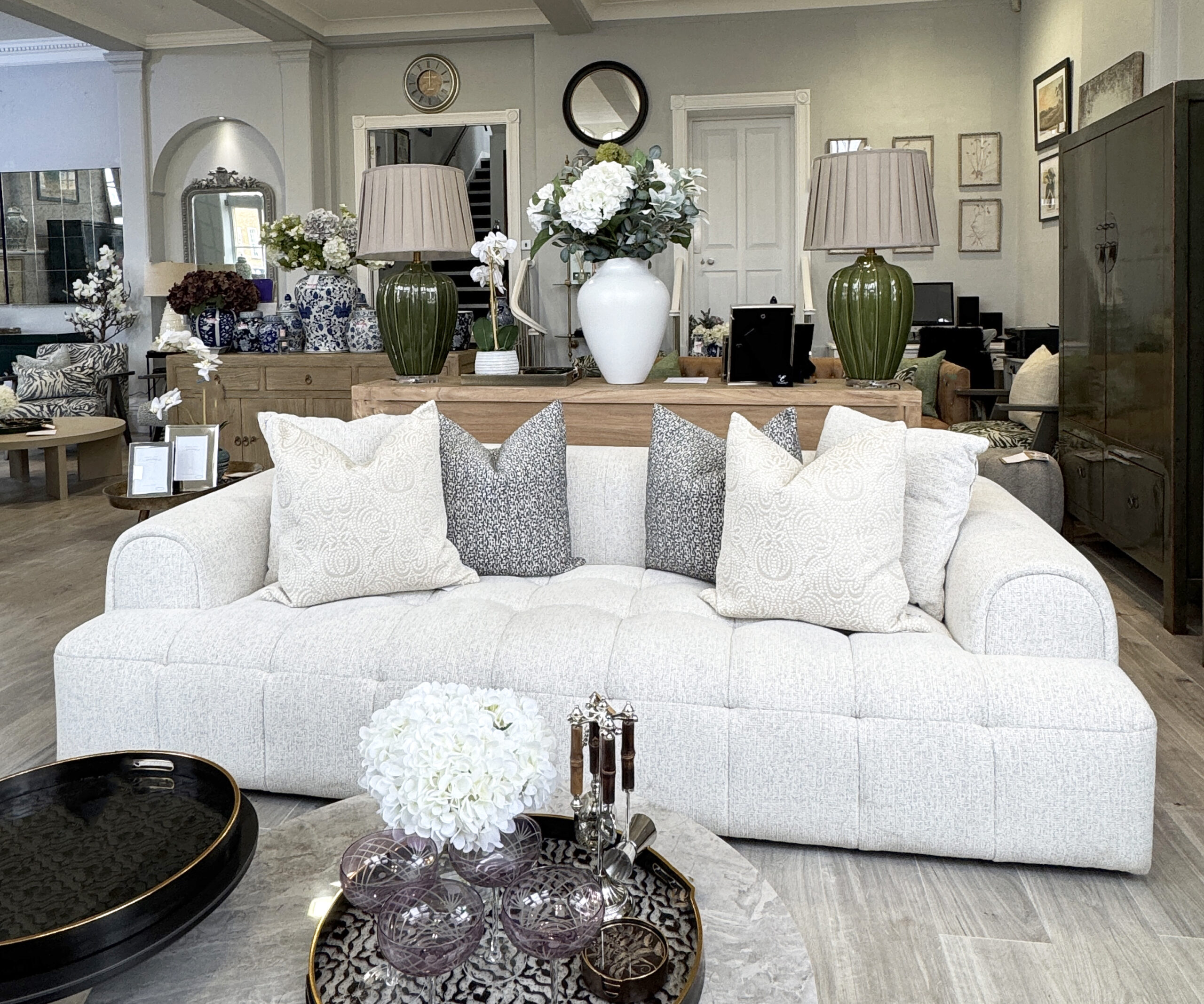 Maximus Sofa in Cloud