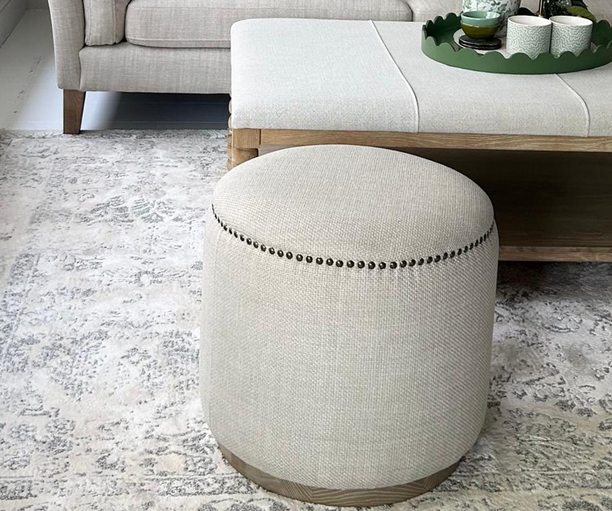 Amelia Ottoman in Porridge