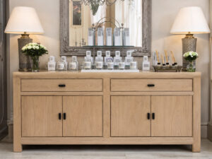 Hamptons 4 Door 2 Drawer Sideboard