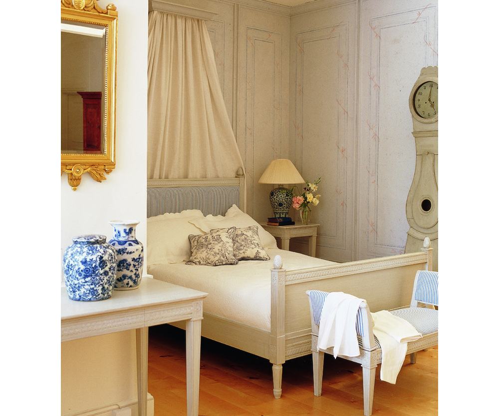 King Size Gustavian Bed Frame