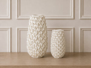 Medium Issey Vase - Whisper White