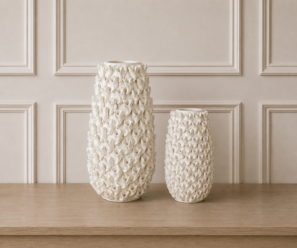 Medium Issey Vase - Whisper White