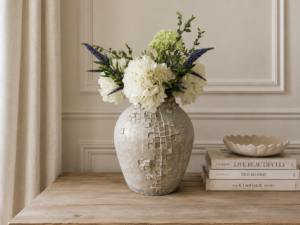 The Countryhouse Hydrangea Arrangement
